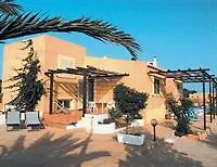 Le Villette Di Cala Madonna-1